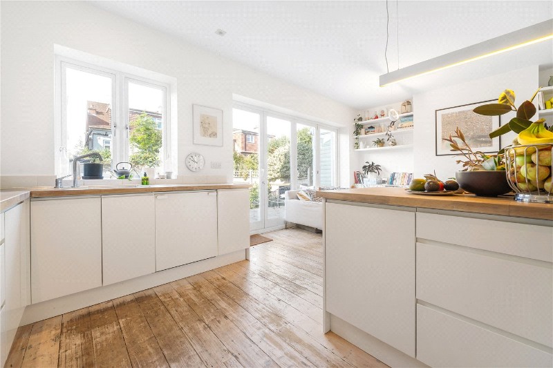 Dovedale Road, London, SE22