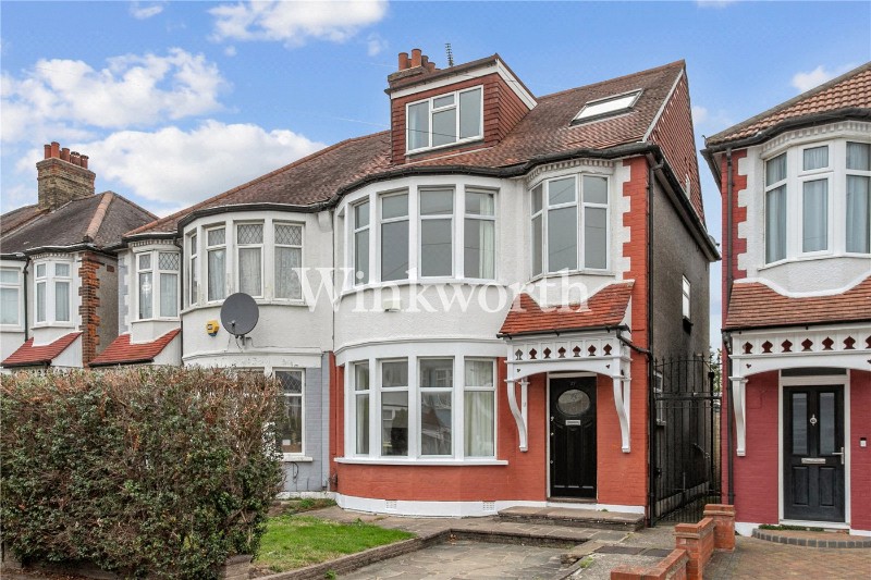 Doveridge Gardens, London, N13