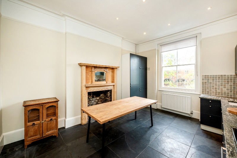 Lancaster Road, London, W11