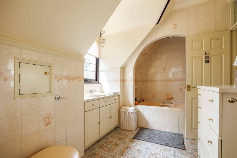 Uddens Drive, Wimborne, Dorset, BH21