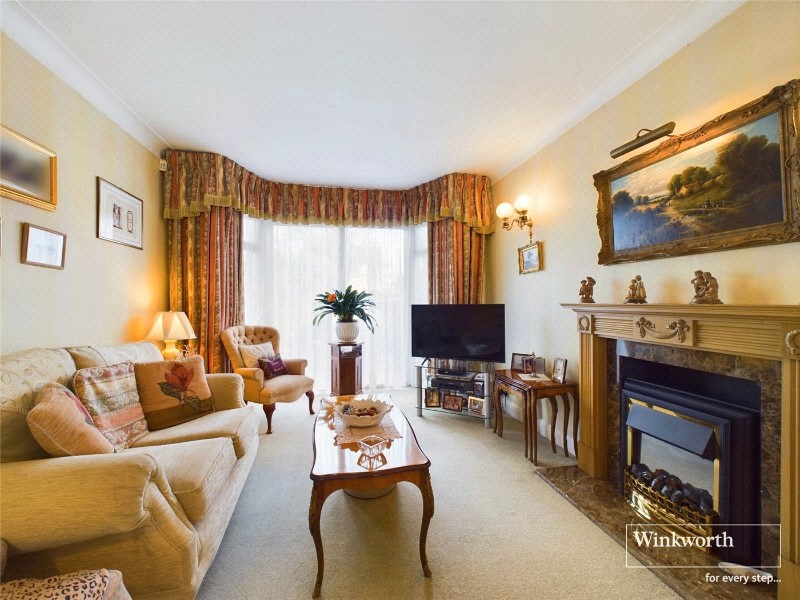 Edgeworth Crescent, Hendon, London, NW4