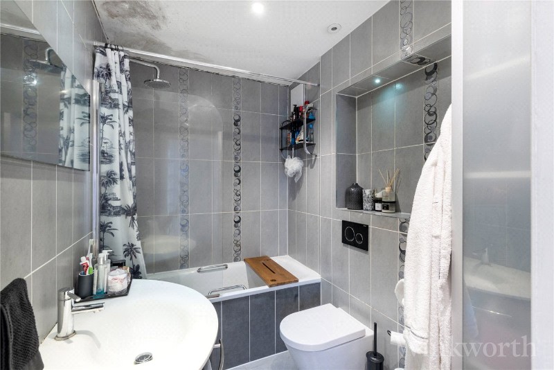 Waldram Crescent, London, SE23