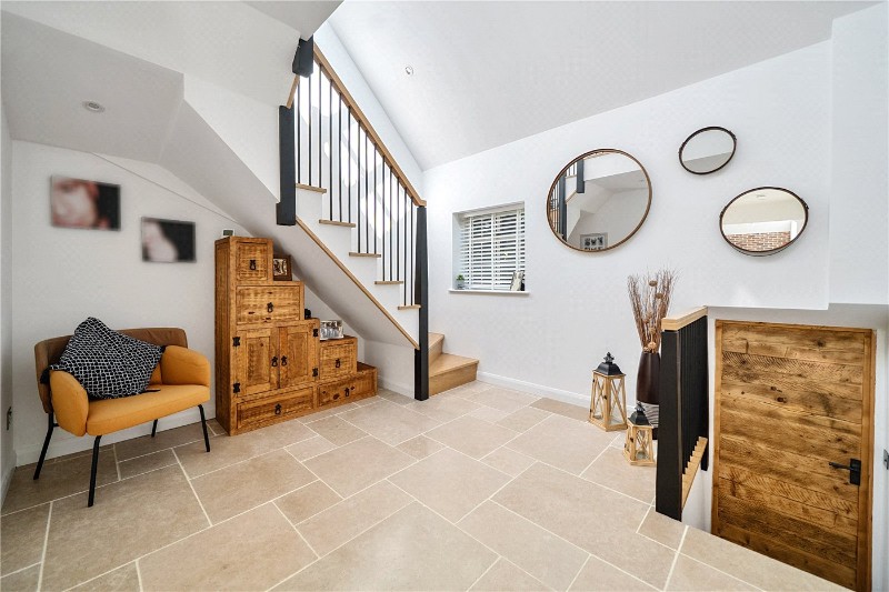 Crooksbury Road, Farnham, Surrey, GU10