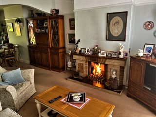 Rushmere Avenue, Abington, Northampton, Northamptonshire, NN1