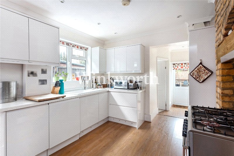 Westbury Avenue, London, N22