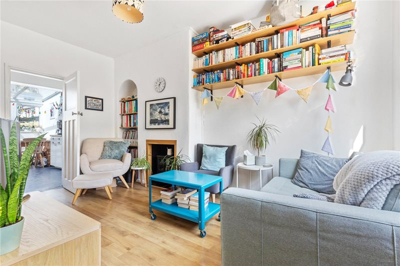Blakenham Road, London, SW17