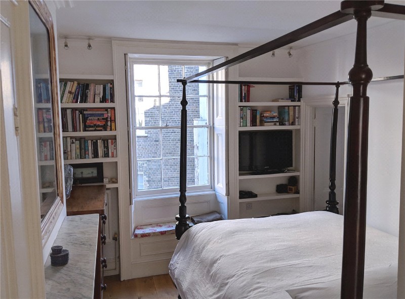 New Row, London, WC2N