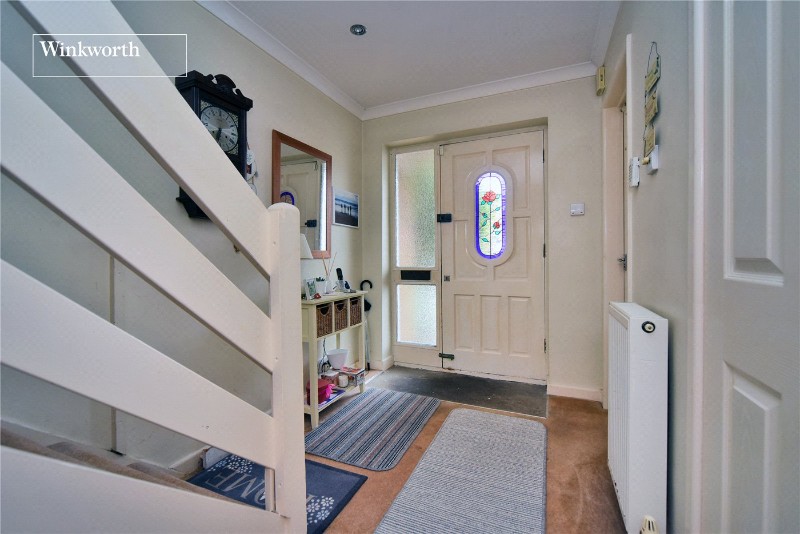Clarkes Avenue, Worcester Park, KT4