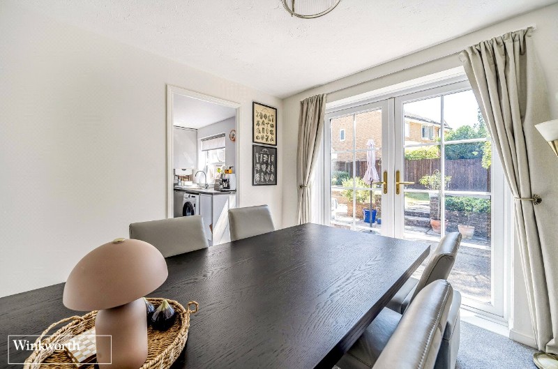 Magnus Drive, Hatch Warren, Basingstoke, RG22