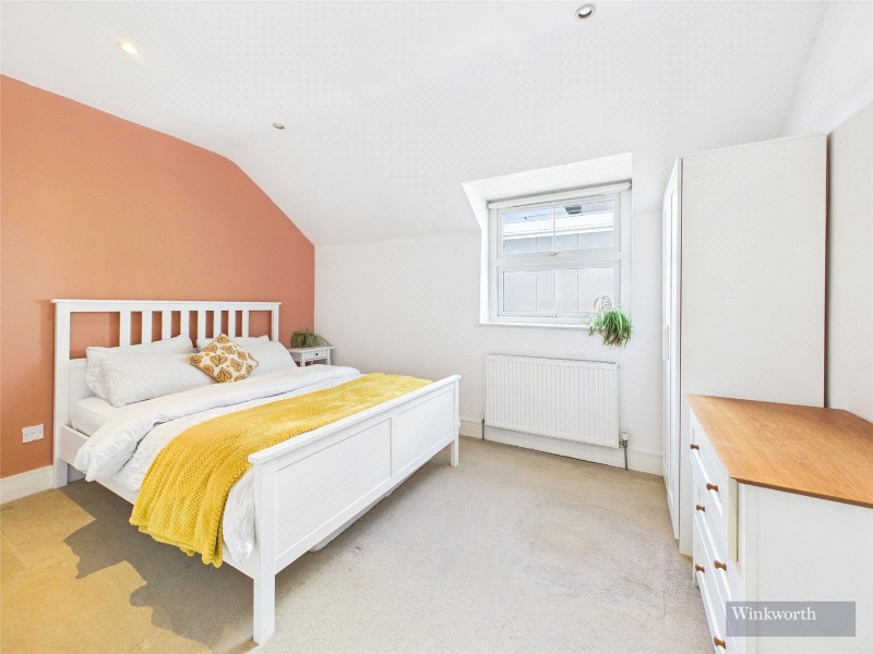 Portsmouth Road, Long Ditton, Surbiton, Surrey, KT6