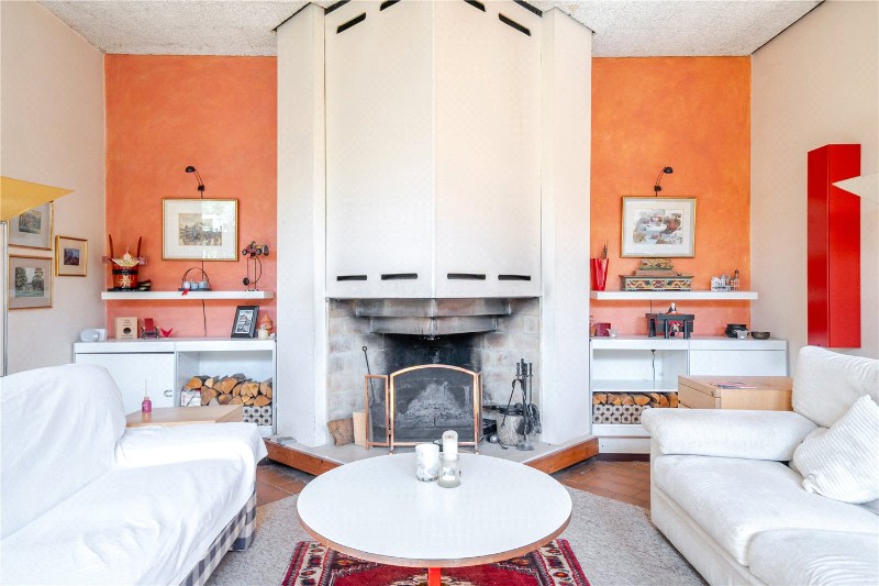 Chamber Lane, Farnham, Surrey, GU10