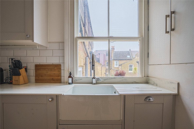Santley Street, London, SW4