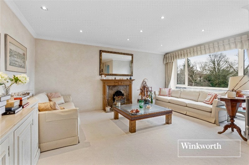 Hendon Lane, Finchley, London, N3