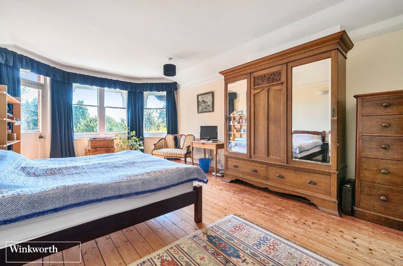Cliddesden Road, Basingstoke, Hampshire, RG21