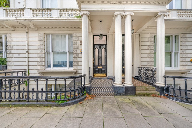 Warrington Crescent, Little Venice, London, W9