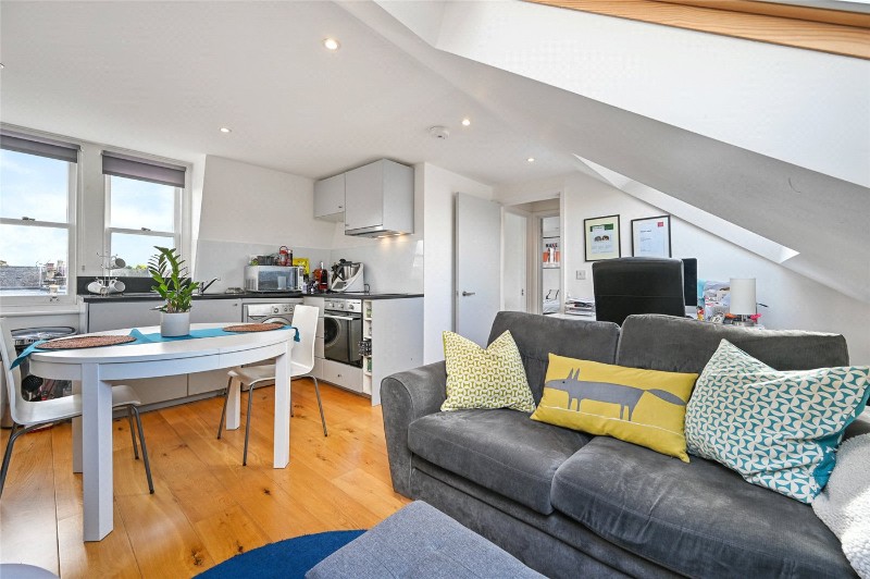 Hetley Road, London, W12
