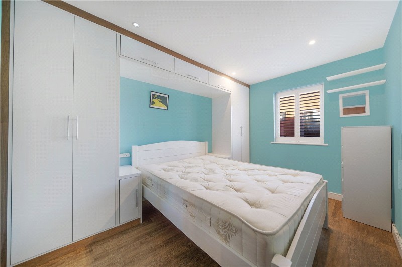 Kings Quarter Apartments, Copenhagen Street, London, N1