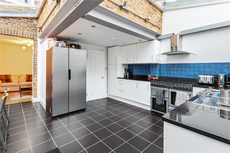Himley Road, London, SW17