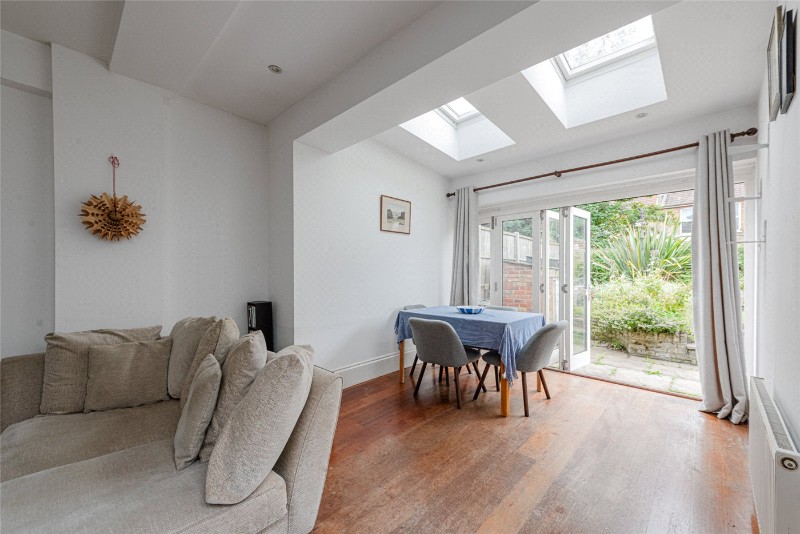 Sellons Avenue, London, NW10