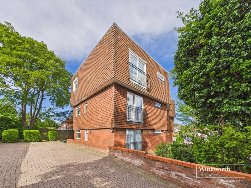 Elliot Road, Hendon, London, NW4