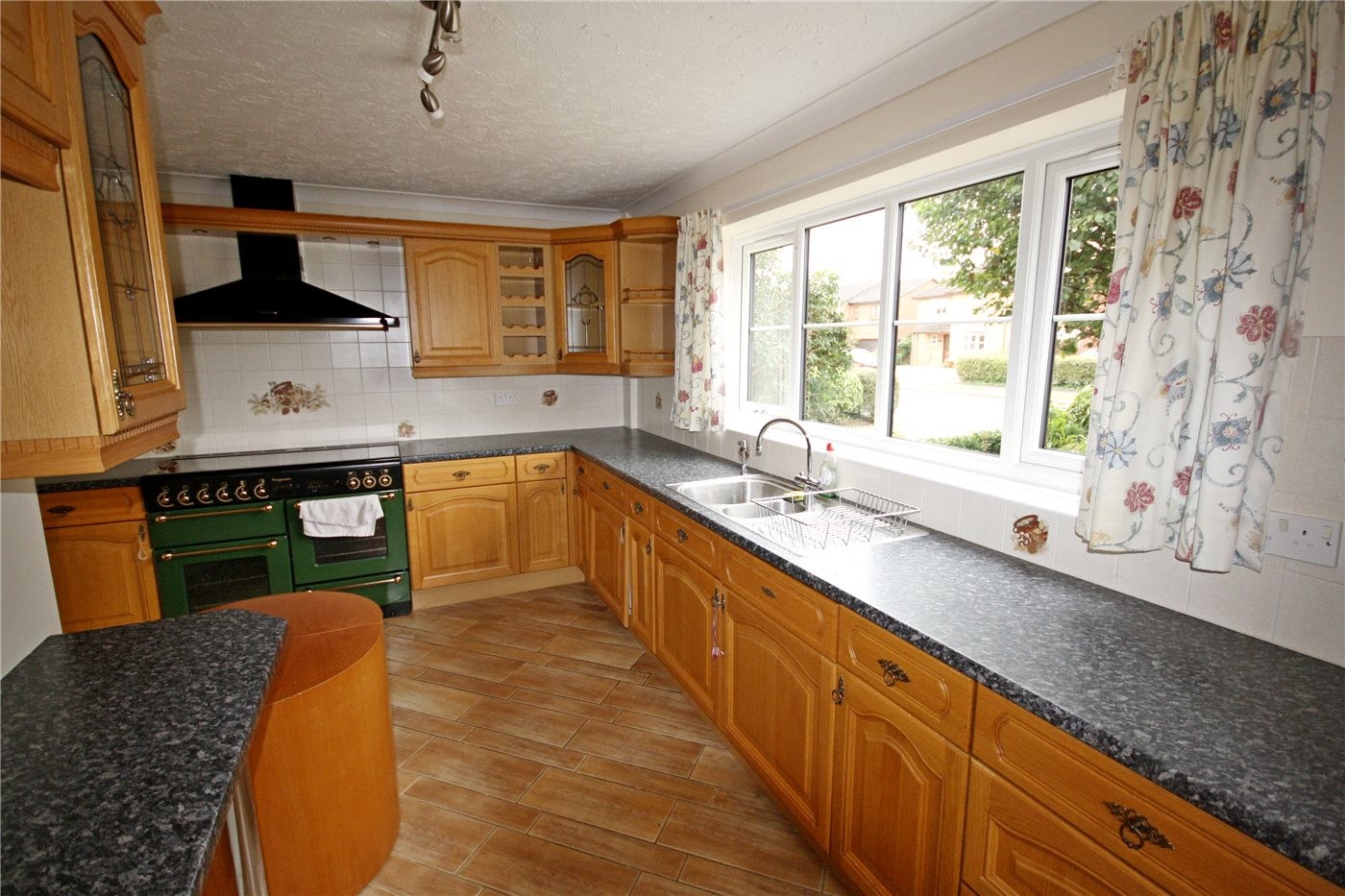 5 bedroom property for sale in Mill Drove, Bourne, Lincolnshire, PE10