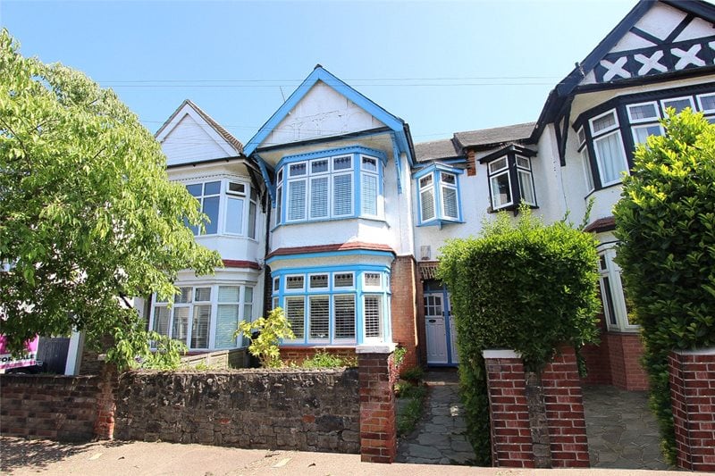 Lord Roberts Avenue, Leigh-on-Sea, Essex, SS9