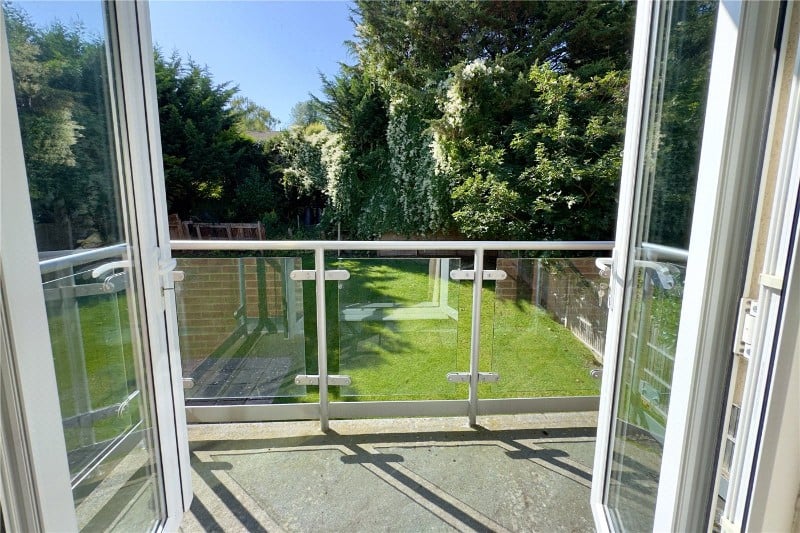 Bassetsbury Lane, High Wycombe, HP11