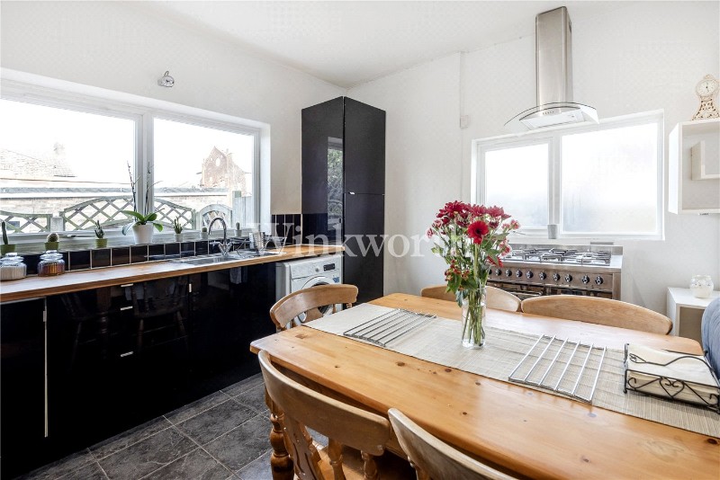 Sylvan Avenue, London, N22