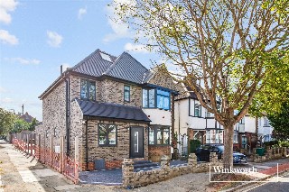 Wentworth Avenue, London, N3