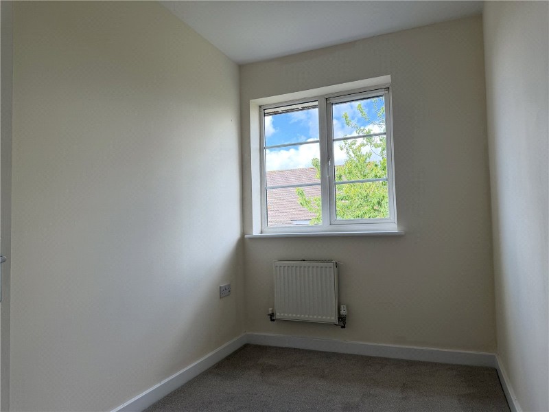 Primrose Walk, Grange Park, Northampton, Northamptonshire, NN4