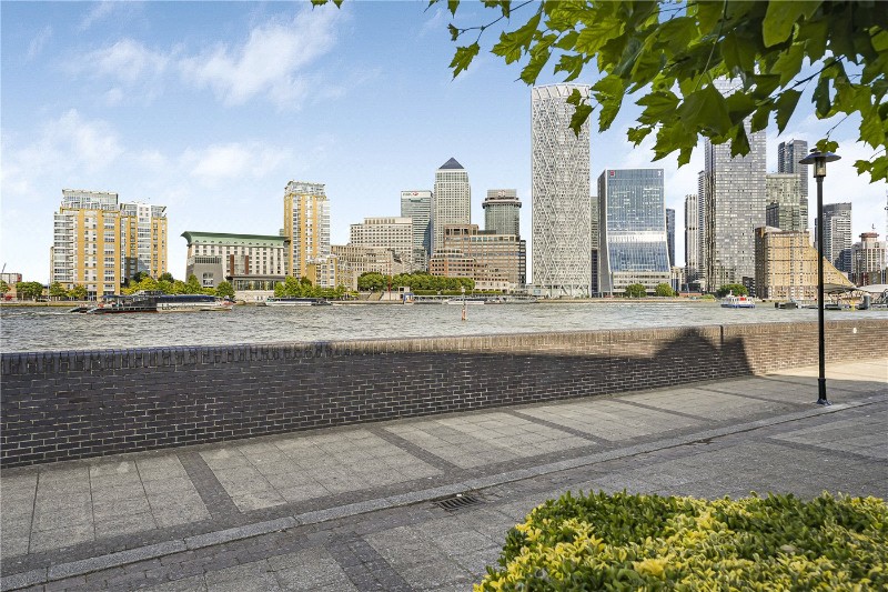 Rotherhithe Street, London, SE16