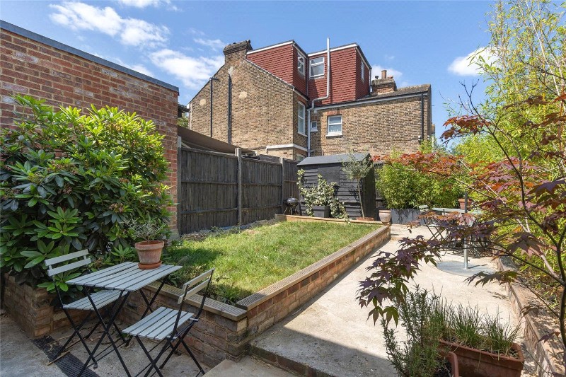 Huntly Road, London, SE25
