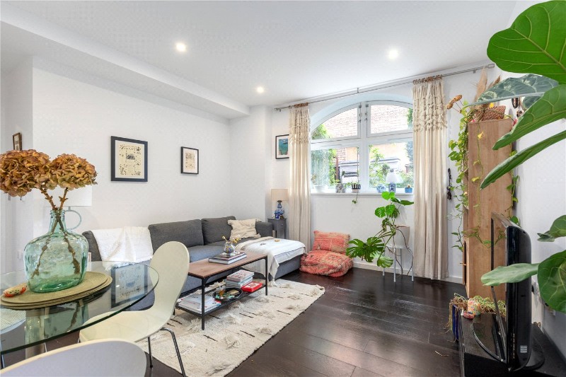 Drummond Way, London, N1