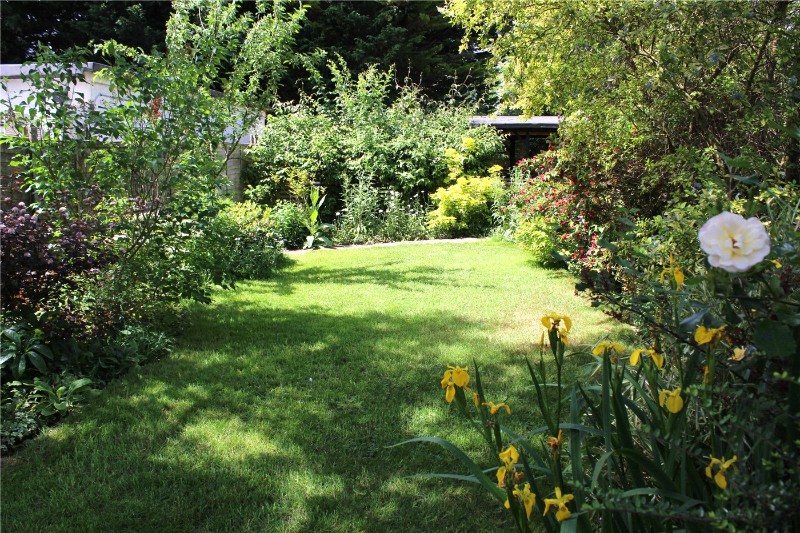 Chipstead Way, Banstead, Surrey, SM7