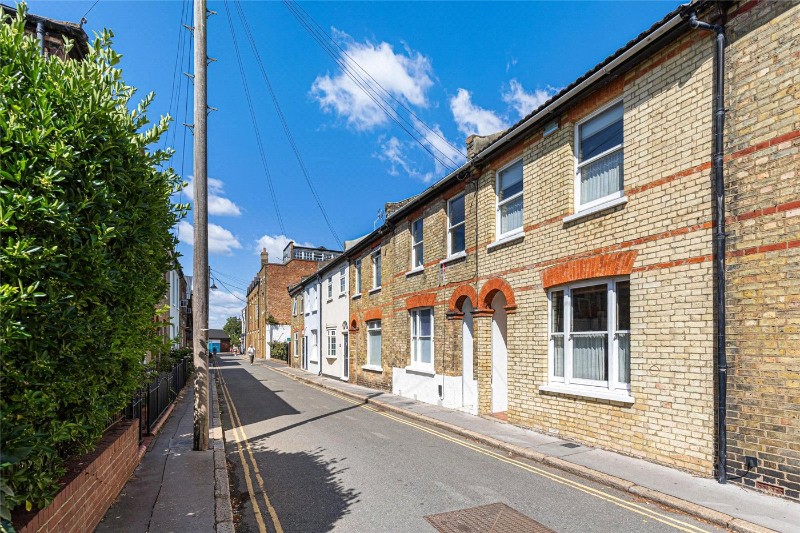 Carberry Road, London, SE19