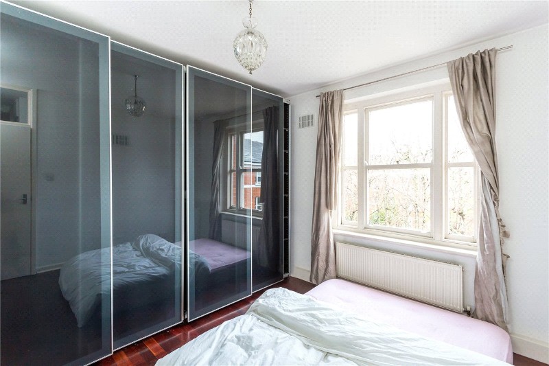 Peckett Square, Highbury Grange, N5