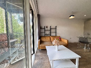 Blondin Way, London, SE16