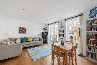 Brownswood Road, London, N4