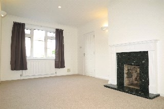 Tor Road, Farnham, Surrey, GU9