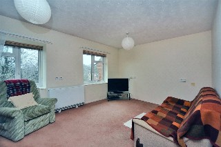 Henbit Close, Tadworth, Surrey, KT20