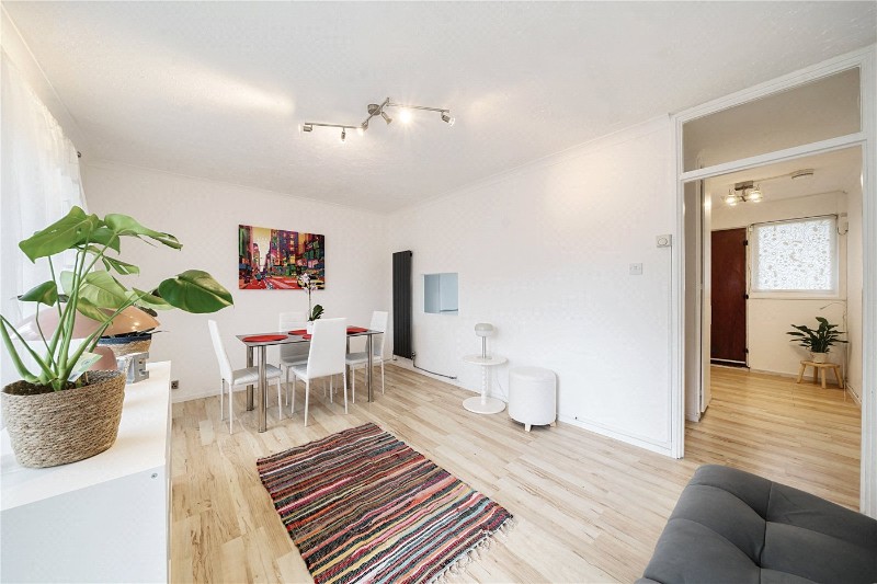 Canute Gardens, London, SE16