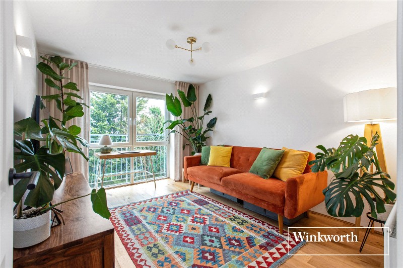 Montague Close, High Barnet, EN5