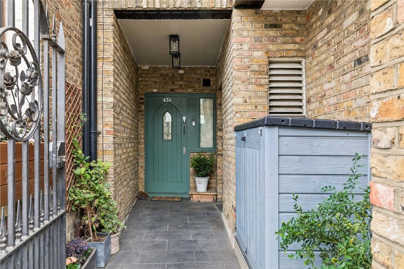 Trinity Road, London, SW17