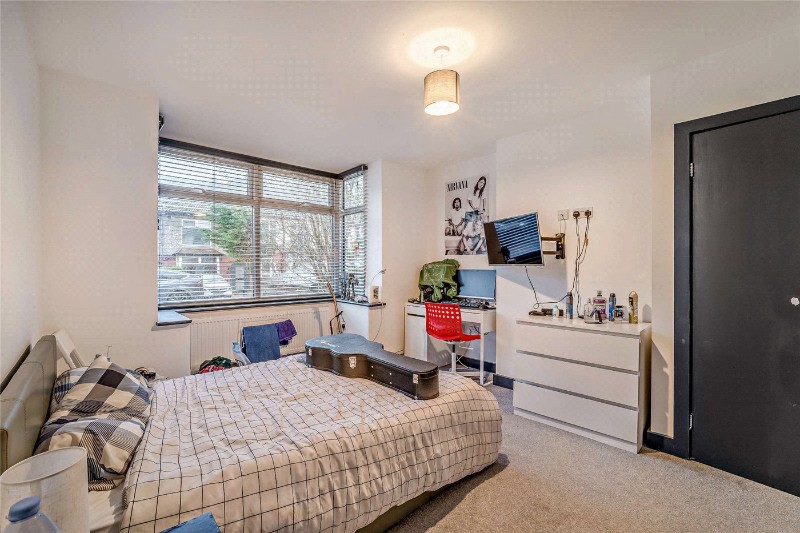 Fifth Avenue, Bristol, BS7