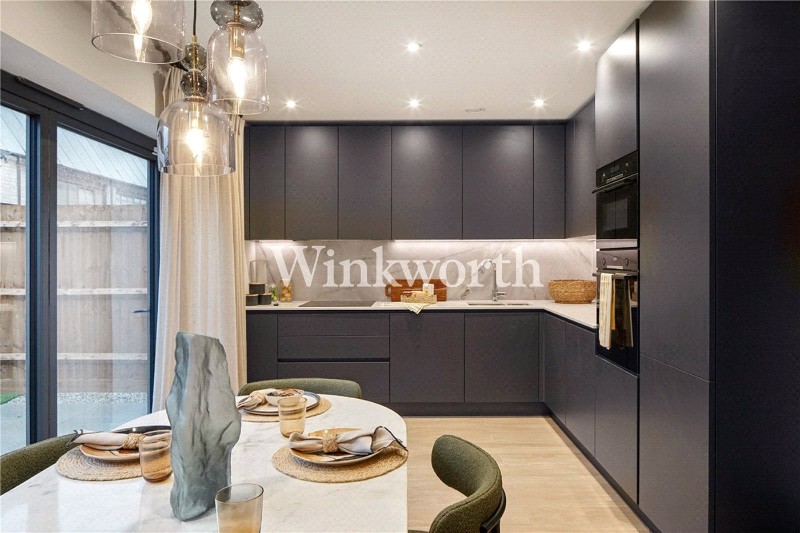 Frankum Mews, London, N22