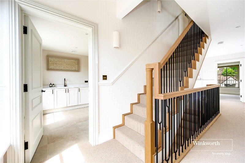 East Cliff Way, Friars Cliff, Christchurch, Dorset, BH23