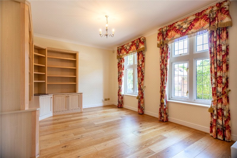 Cross Road, Sunningdale, Berkshire, SL5