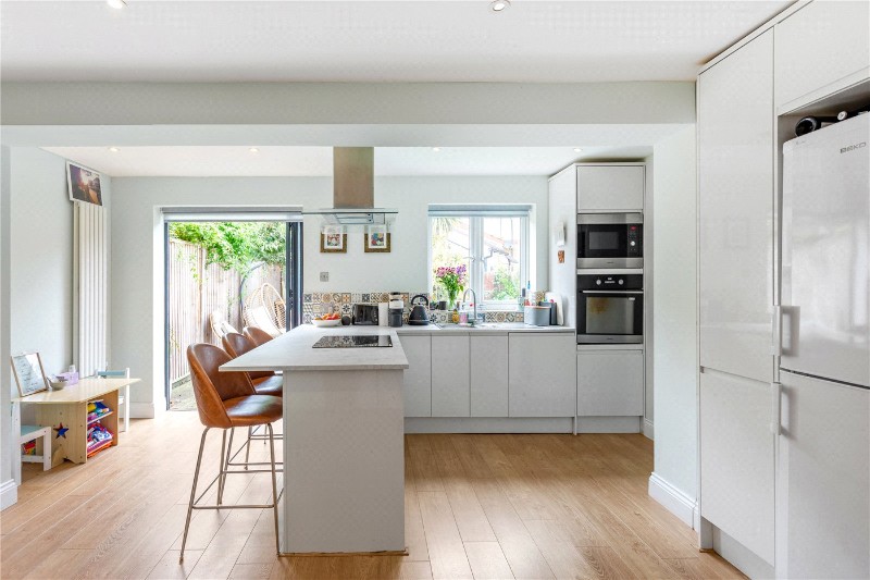 Hadleigh Close, London, SW20