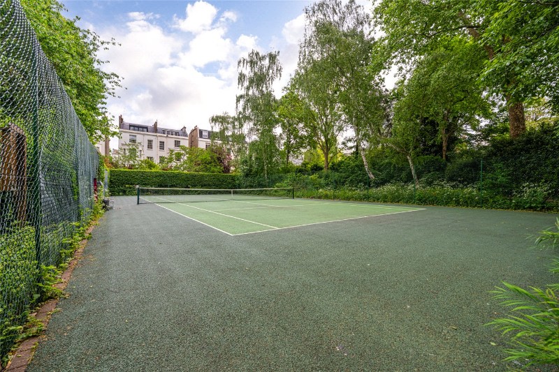 Clifton Gardens, London, W9