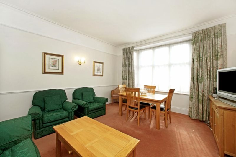 Southampton Row, London, WC1B